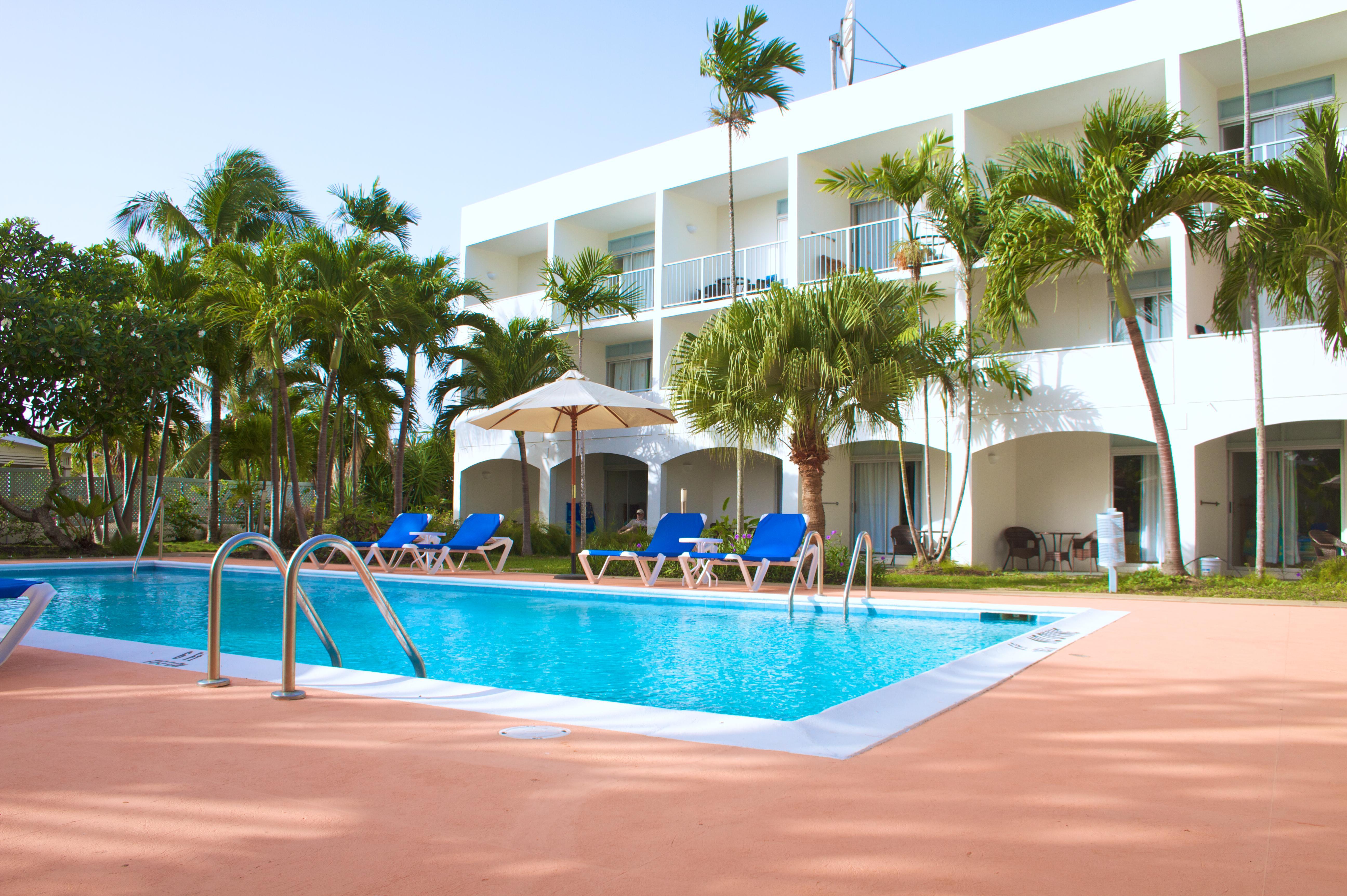 Time Out Hotel Christ Church Esterno foto