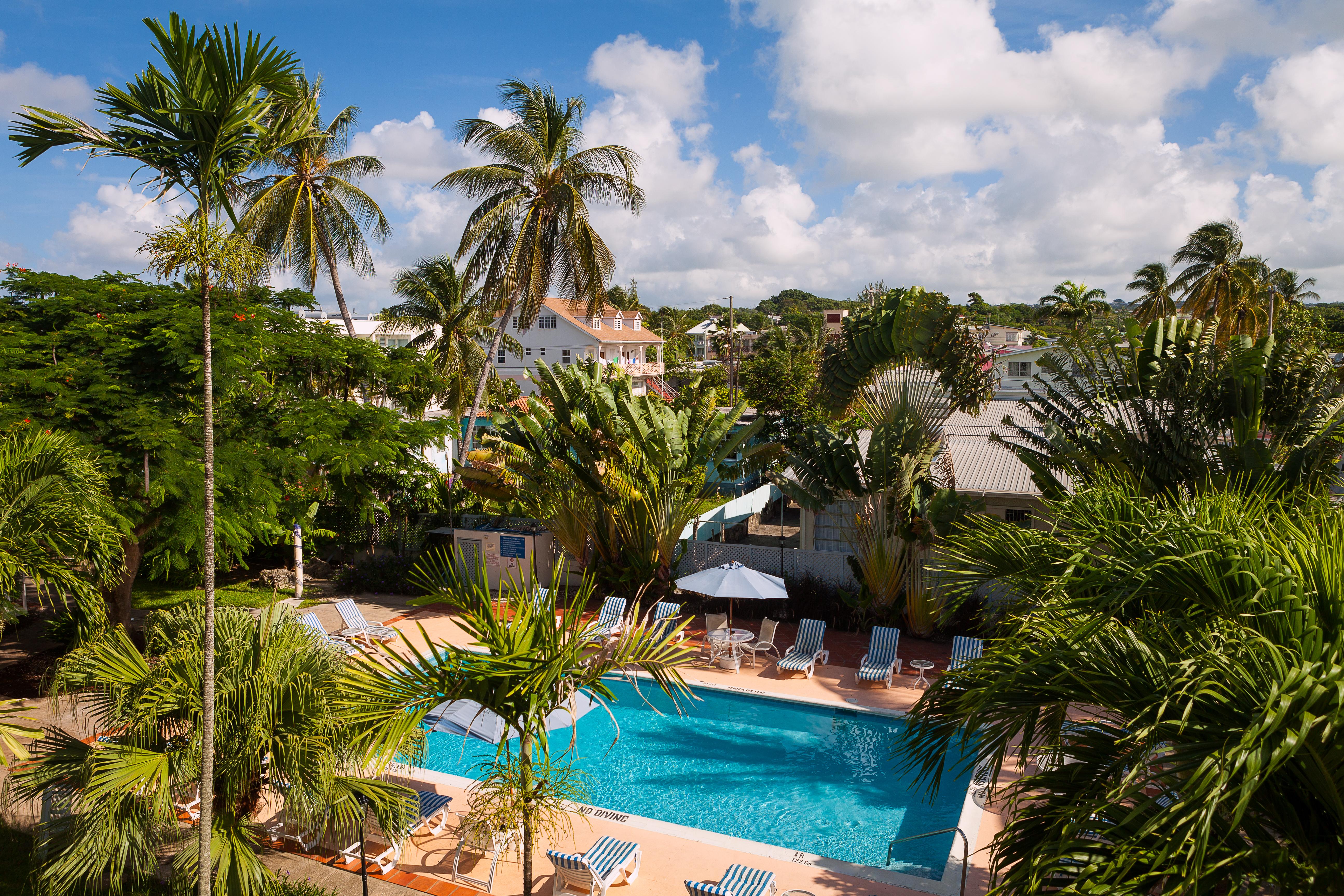 Time Out Hotel Christ Church Esterno foto